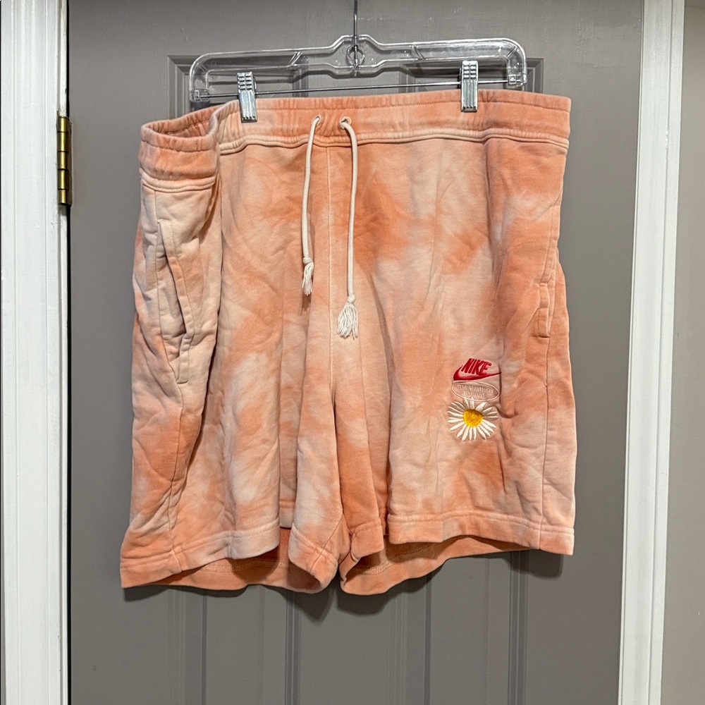 Nike Light Pink and White Shorts XXL